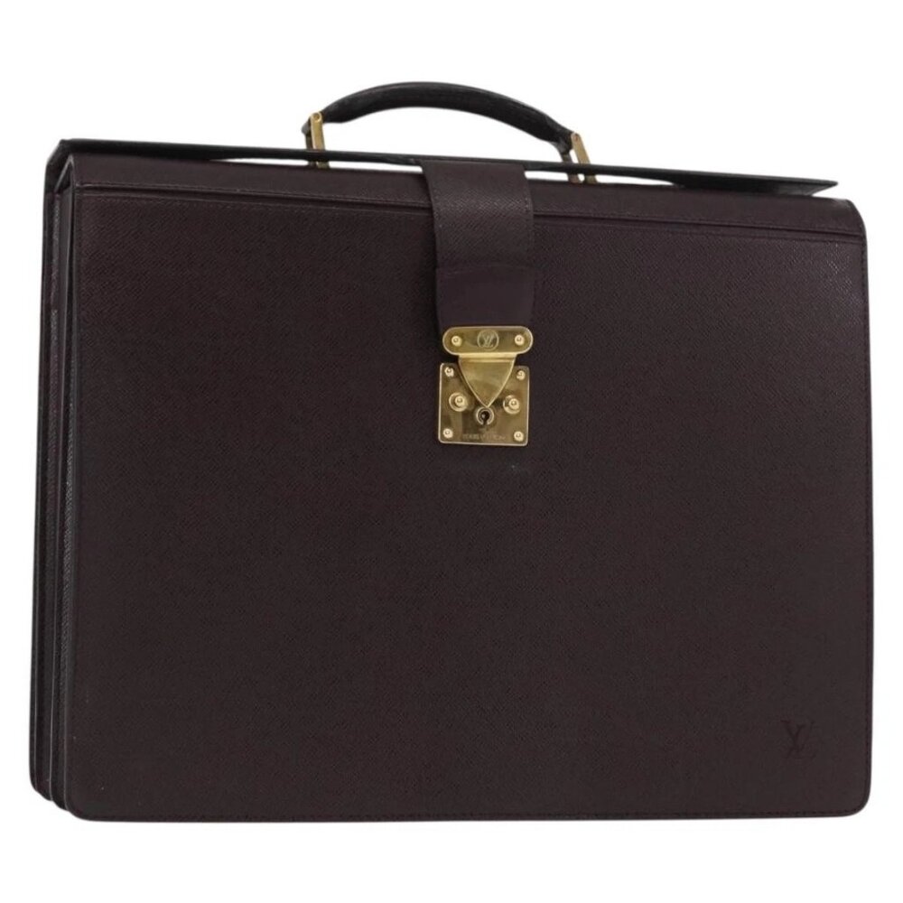 LOUIS VUITTON Taiga Leather Ural Briefcase Acajou